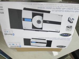 lot 18 image: jensen wall mountable bluetooth cd ...