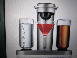 lot 35 image: bartesian premium cocktails on dema...