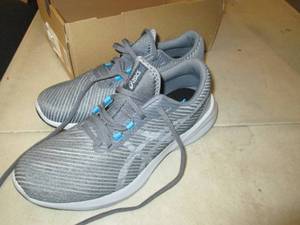 lot 46 image: asics mens versablast running shoe ...