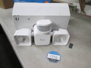 lot 50 image: ring battery powered flood light ...