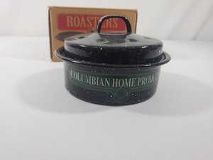 lot 33 image: New Columbian Home Products Mini Roaster