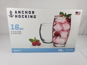 lot 49 image: New Anchor Hocking 16 Piece Glass Drinkware Set