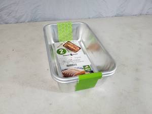 lot 85 image: 2 New Nordic Ware 1.5 lb Loaf Pans