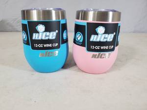 lot 86 image: 2 New nICE 12oz Wine Cups with Lids