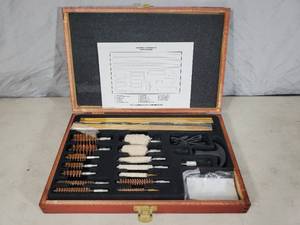 lot 125 image: New Universal Gun Cleaning Kit in Box