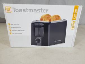 lot 152 image: New Toastmaster Toaster