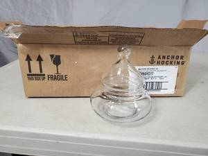 lot 172 image: 6 New Anchor Hocking 12 oz Pagoda Apothecary Jars with Lids