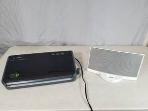lot 198 image: Food Saver and Bose Ipod Station