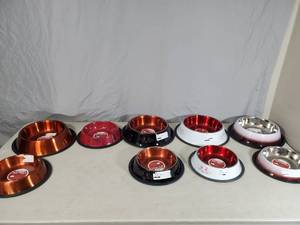 lot 199 image: New Metal Pet Bowls