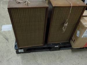 Set of 2 Utah  12 3 Way Speaker Sy...