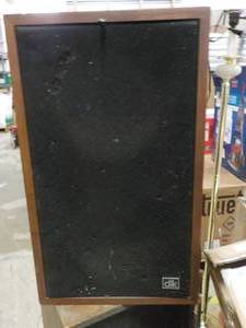 DLK Speaker 14 x 12 x 24...