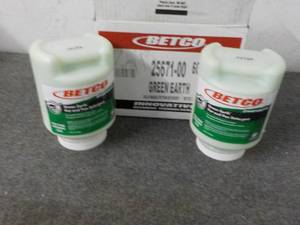 2 - 4 lb. Jugs Betco Pot and Pan De...