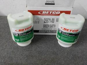 2 - 4 lb. Jugs Betco Pot and Pan De...