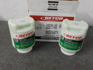 2 - 4 lb. Jugs Betco Pot and Pan De...