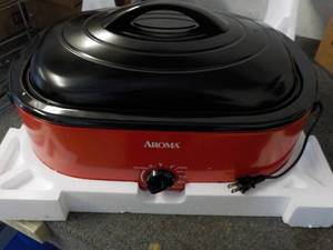 Aroma 18 qt Roaster Oven - inside P...