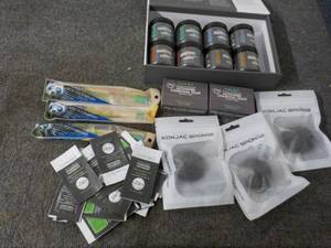 InVitamin and Bemindful Sample Lot...