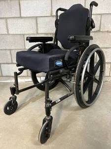 lot 60 image: WOW Super Nice Invacare Quickie 2 Ultralite InTouch Wheelchair with Stabilite OM Cushion Seat - Great Condition
