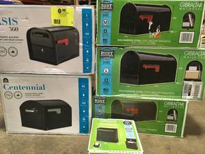Lot of assorted Mailboxes various models and conditions see pictures