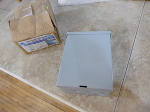 lot 31 image: Midwest Spa Disconnect Panel