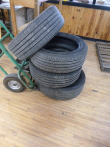 lot 54 image: Set of 4 Michelin Tires