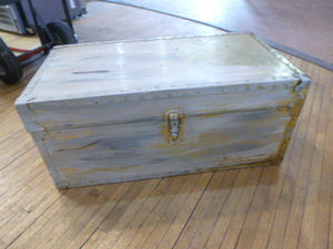 lot 71 image: Storage Trunk