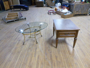 lot 78 image: Coffee Table and End Table