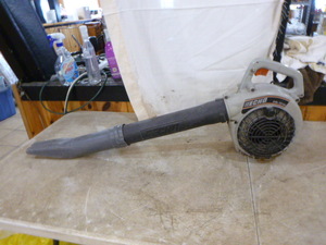 lot 114 image: Echo Leaf Blower