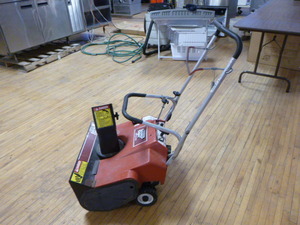 lot 2 image: Snow Chief Snowblower