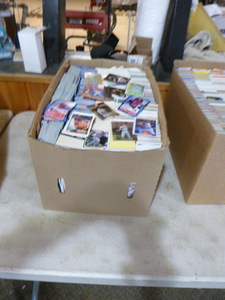 lot 117 image: Large Box of Baseball Cards