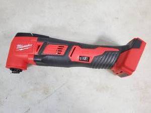 lot 23 image: Milwaukee M18 18-Volt Lithium-Ion Cordless Oscillating Multi-Tool