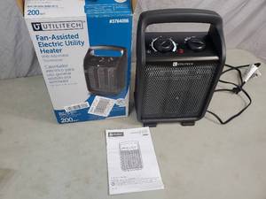 lot 59 image: 1500 Watt Electric Space Heater