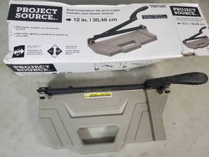 lot 140 image: Vinyl Flooring Cutter