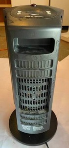 lot 78 image: Holmes Heater  Fan Tower