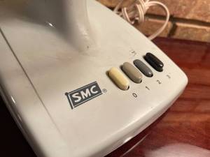 lot 87 image: SMC Oscillating 3 Speed Desk Fan