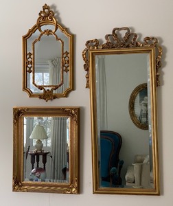lot 4 image: Beautiful Grouping of Three Vintage Decorative Wall Mirrors