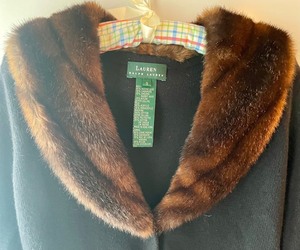 lot 142 image: Gorgeous Ralph Lauren Sweater