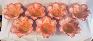 lot 138 image: Ambiance Collections Flower Bowls