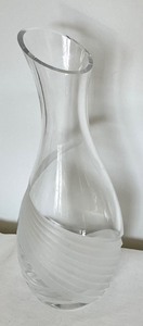 lot 237 image: Lovely Lenox Vases and Candle Holders
