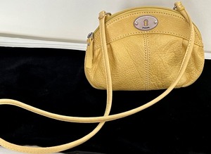 lot 120 image: Petite Yellow Fossil Handbag
