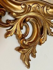 lot 116 image: Vintage Gold Tone Decorative  Wall Mirror