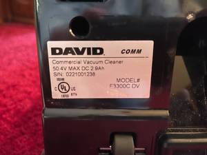 lot 262 image: David Commercial Vacuum