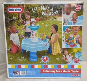 lot 41 image: Little Tikes Spinning Seas Water Table