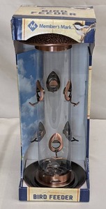 lot 57 image: Members Mark 20 Premium Bird Feeder