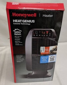 lot 78 image: Honeywell Heat Genius Ceramic Heater Black