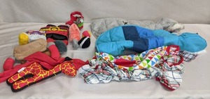 lot 93 image: VARIOUS DOG TOYS AND DOG OUTFITS