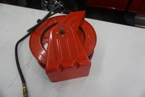Reel Works Brand Wall Mount Air Hose Reel With Hose