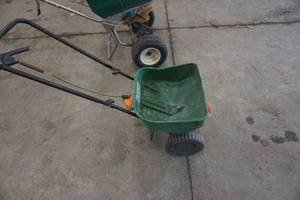 Scotts Brand Fertilizer Spreader