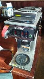 Bunn Hot Water & Coffee Maker - working on all burners