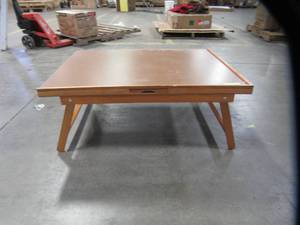 lot 236 image: Jumbl Wooden Jigsaw Puzzle Table Model JUMPUZRK27 (Scratch & Dent)