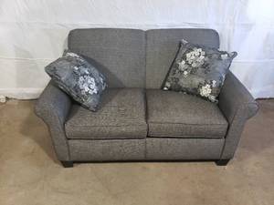 Grey Dimensions Love Seat from Slumberland Like New